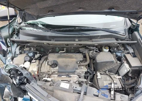 2017 Toyota Rav4 Le z USA, uszkodzony, nr VIN JTMBFREV7HJ106998